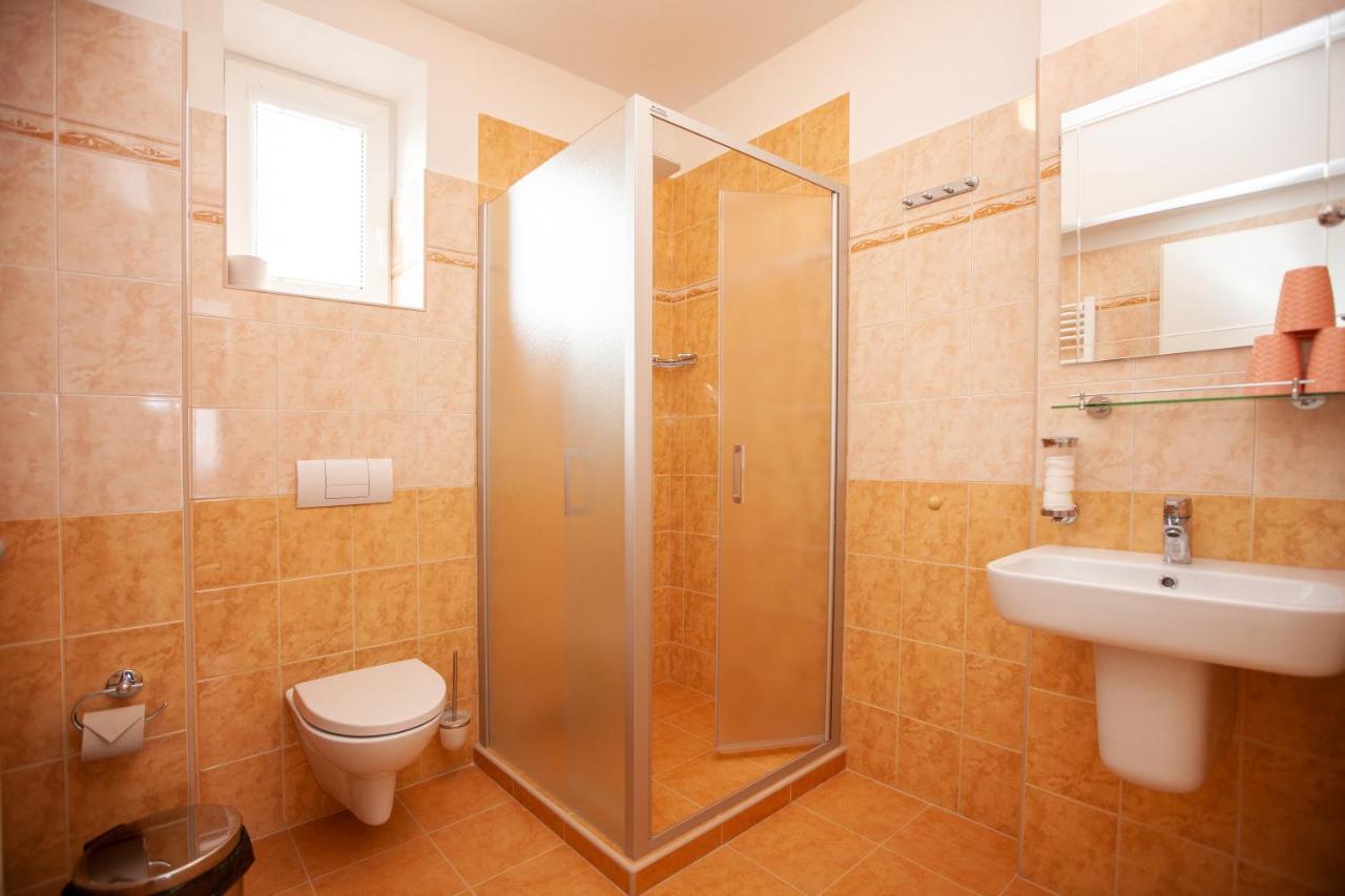 Hotel Stella Plzeň Extérieur photo